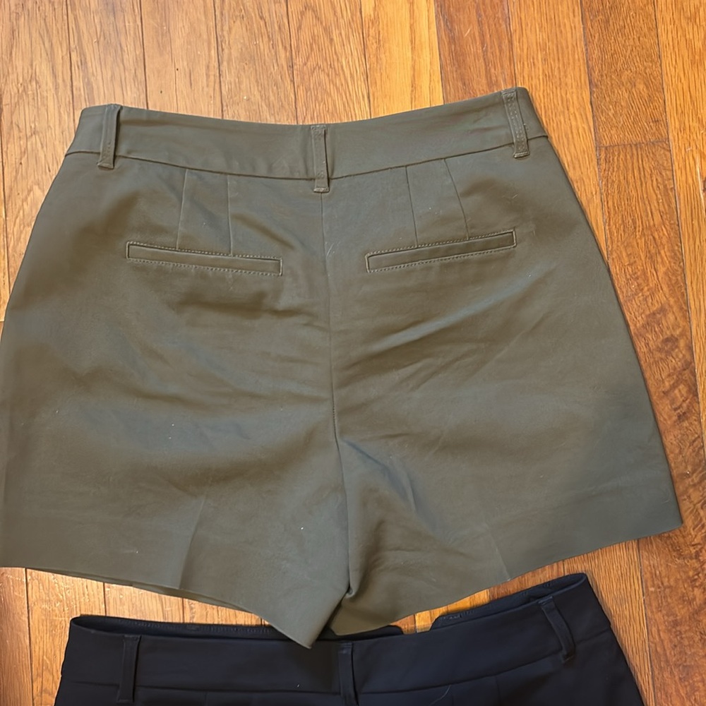 WHBM 5” shorts. 1 black and 1 green - Picture 6 of 6